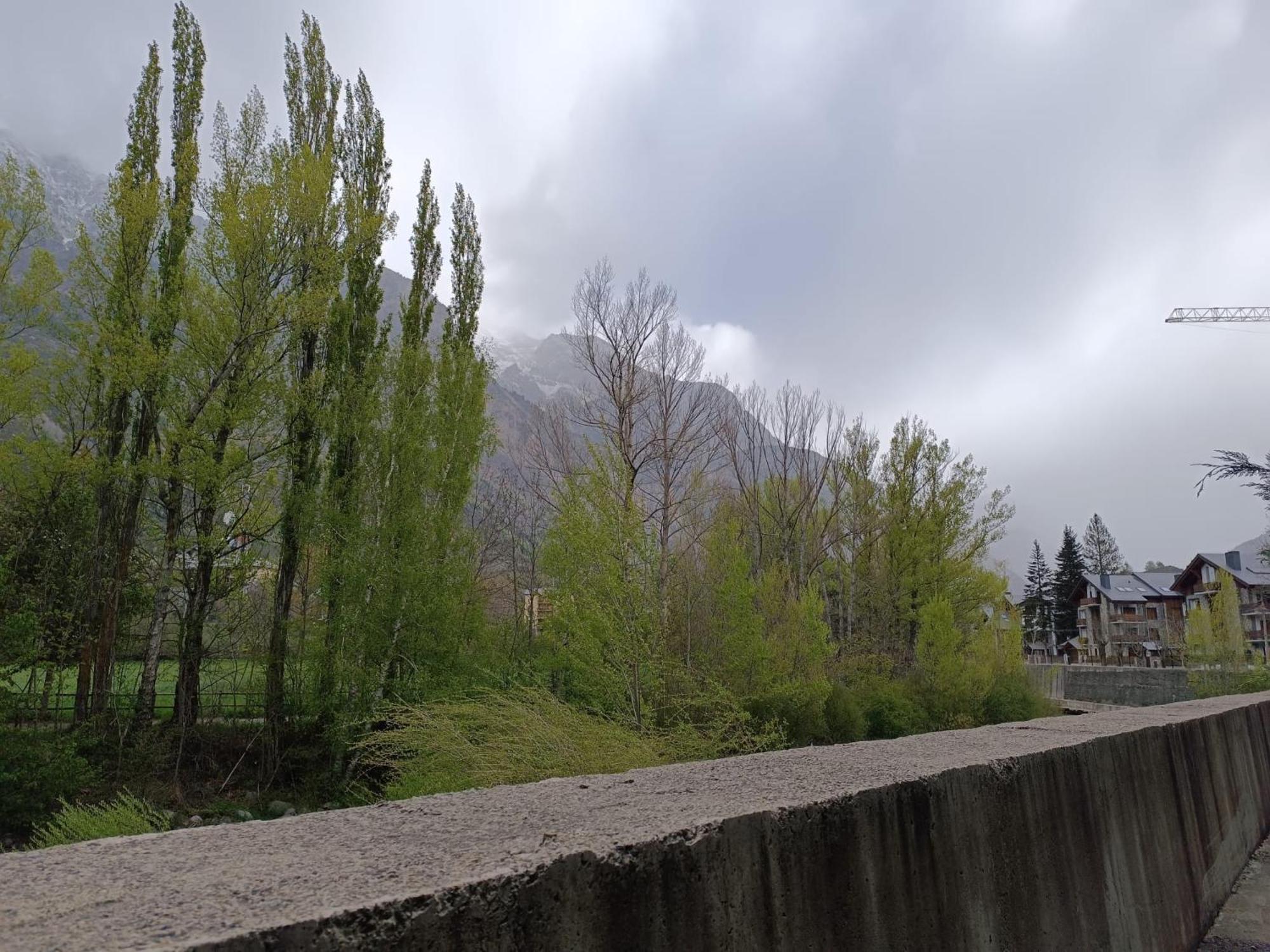 Inmocyma Montanas Magicas-Benasque Apartment Екстериор снимка